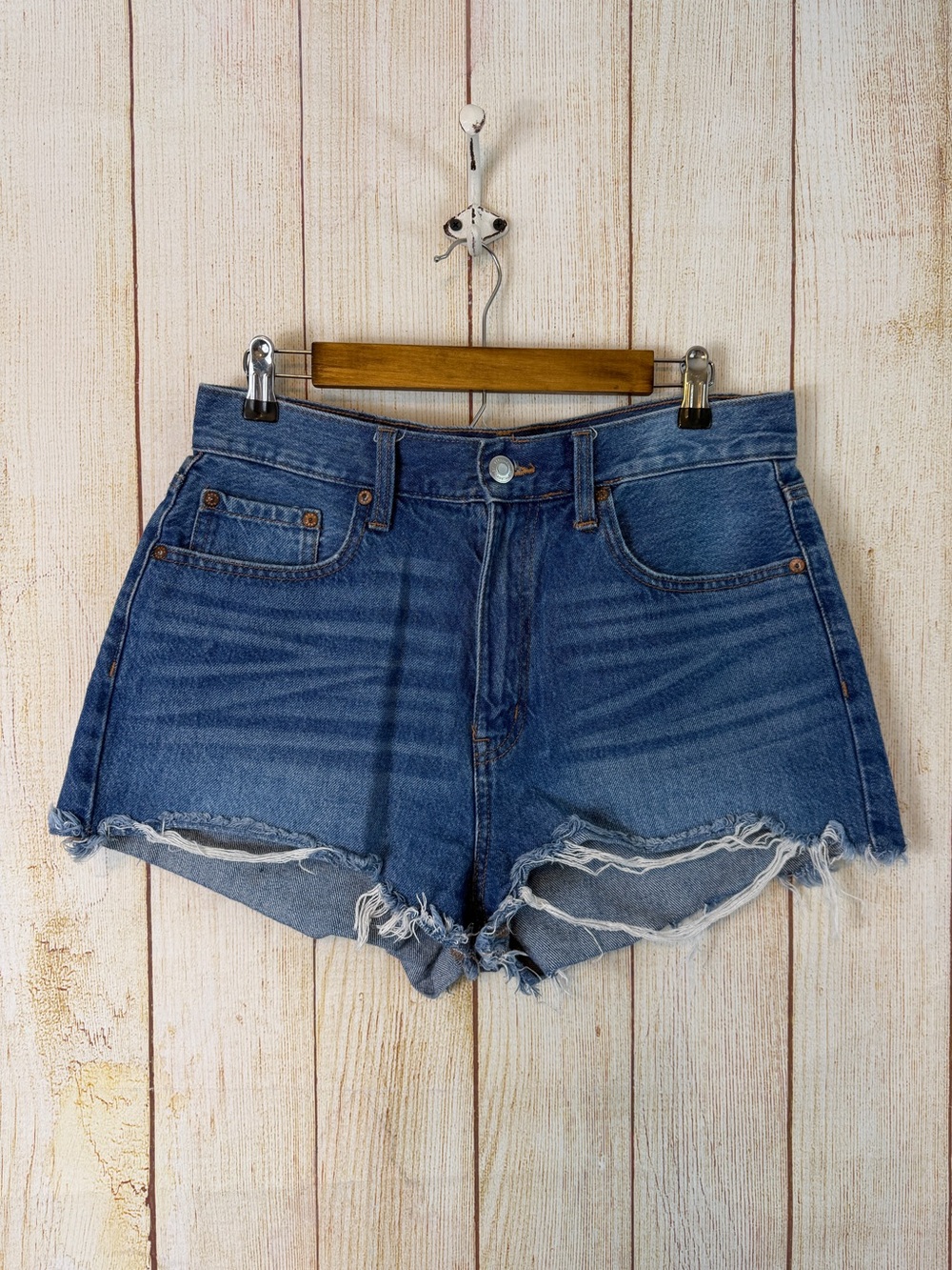 Aéropostale curvy high rise denim shorts size 10